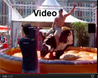 Hier sehen Sie ein Video vom Bullriding