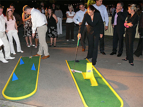 Hier Klicken für großes Bild vom Minigolf